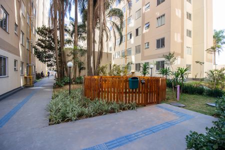 Apartamento à venda com 42m², 2 quartos e sem vagaÁrea comum