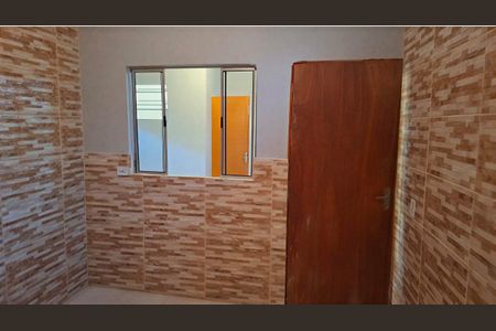 Quarto de casa para alugar com 1 quarto, 40m² em Vila Portuguesa, São Paulo
