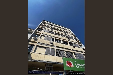 Apartamento para alugar com 60m², 2 quartos e sem vagaFachada