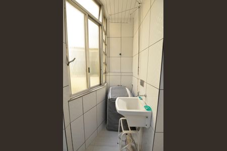 Apartamento para alugar com 60m², 2 quartos e sem vagaÁrea de Serviço