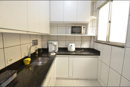 Apartamento para alugar com 60m², 2 quartos e sem vagaCozinha