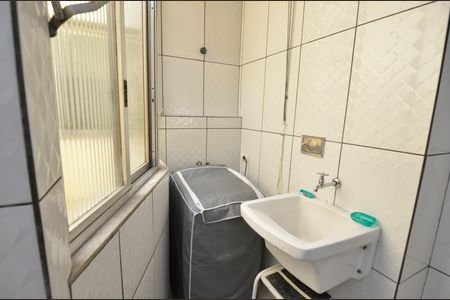 Apartamento para alugar com 60m², 2 quartos e sem vagaÁrea de Serviço