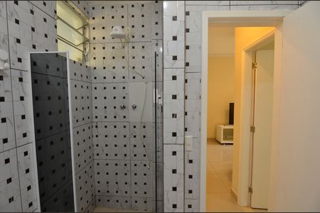 Apartamento para alugar com 60m², 2 quartos e sem vagaBanheiro