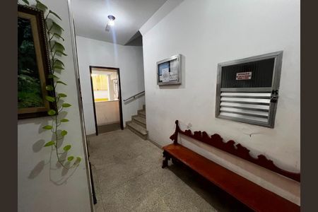 Apartamento para alugar com 60m², 2 quartos e sem vagaHall
