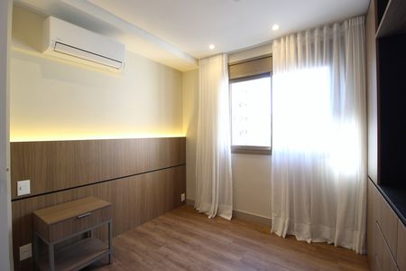 Quarto de apartamento para alugar com 1 quarto, 44m² em Indianópolis, São Paulo