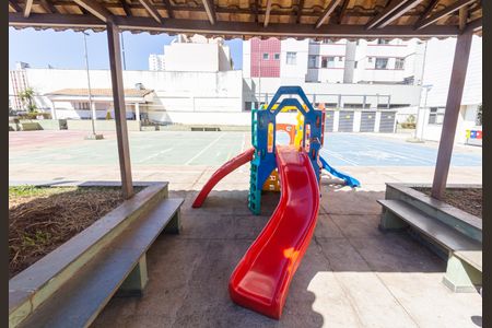 Apartamento para alugar com 90m², 3 quartos e 1 vaga Apartamento para alugar com 90m², 3 quartos e 1 vagaÁrea comum - Playground