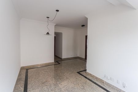 Apartamento para alugar com 90m², 3 quartos e 1 vaga Apartamento para alugar com 90m², 3 quartos e 1 vagaSala