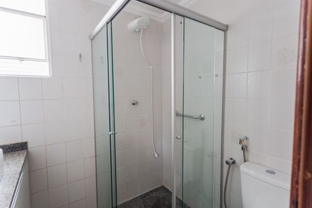 Apartamento para alugar com 90m², 3 quartos e 1 vaga Apartamento para alugar com 90m², 3 quartos e 1 vagaBanheiro da Suíte