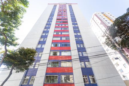 Apartamento para alugar com 90m², 3 quartos e 1 vaga Apartamento para alugar com 90m², 3 quartos e 1 vagaFachada