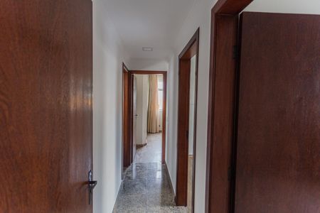 Apartamento para alugar com 90m², 3 quartos e 1 vaga Apartamento para alugar com 90m², 3 quartos e 1 vagaCorredor