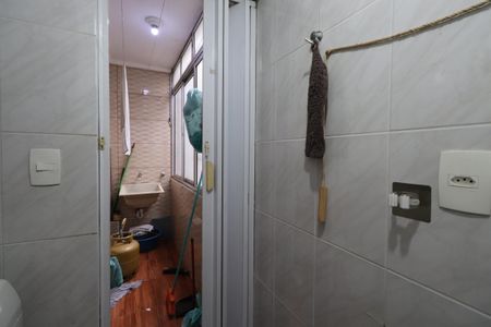 Apartamento para alugar com 80m², 3 quartos e sem vagaBanheiro de serviço