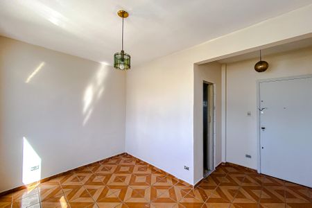 Apartamento para alugar com 32m², 1 quarto e sem vagaSala/Quarto