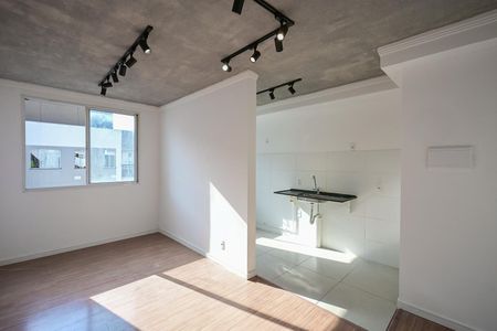 Sala de apartamento para alugar com 2 quartos, 44m² em Jardim Monte Alegre, Taboão da Serra