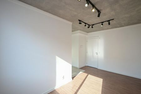 Sala de apartamento para alugar com 2 quartos, 44m² em Jardim Monte Alegre, Taboão da Serra