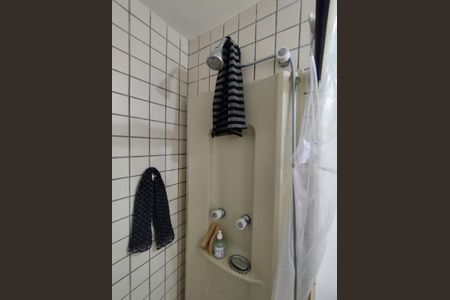 Apartamento para alugar com 67m², 3 quartos e 1 vagaBanheiro - torneira