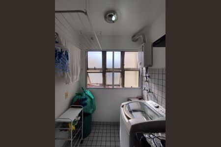 Apartamento para alugar com 67m², 3 quartos e 1 vagaÁrea de Serviço