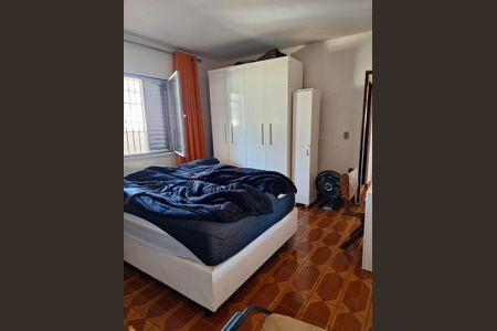 Casa à venda com 210m², 3 quartos e 2 vagasQuarto