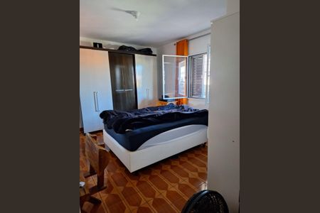 Casa à venda com 210m², 3 quartos e 2 vagasQuarto