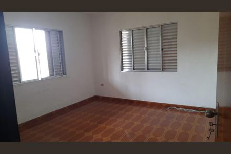 Casa à venda com 210m², 3 quartos e 2 vagasQuarto