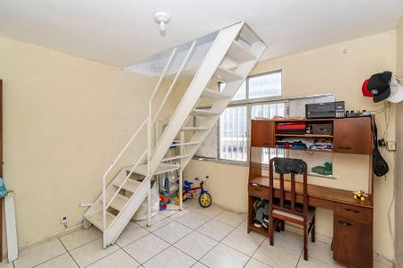Sala de apartamento à venda com 3 quartos, 95m² em Olaria, Rio de Janeiro