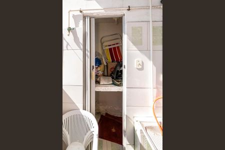 Apartamento à venda com 95m², 3 quartos e 1 vagaÁrea de serviço/Terraço - Despensa