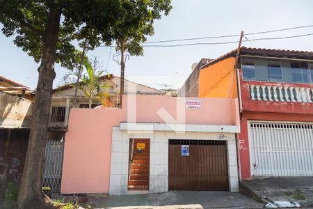 Casa à venda com 171m², 3 quartos e 2 vagasFachada