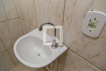 Casa à venda com 171m², 3 quartos e 2 vagasBanheiro