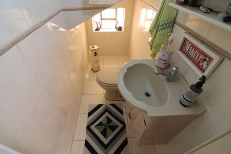 Casa à venda com 182m², 4 quartos e 2 vagasLavabo 