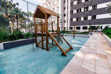 Apartamento à venda com 37m², 2 quartos e sem vagaÁrea comum - Playground