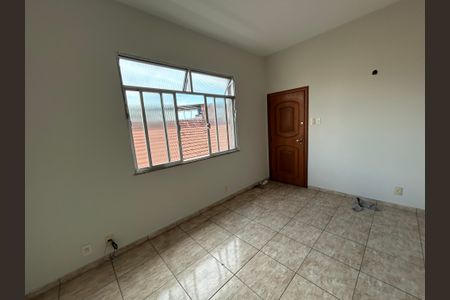 Sala de casa para alugar com 1 quarto, 48m² em Vila Valqueire, Rio de Janeiro