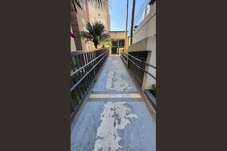 Apartamento para alugar com 50m², 2 quartos e 1 vagaRampa - Corrimão