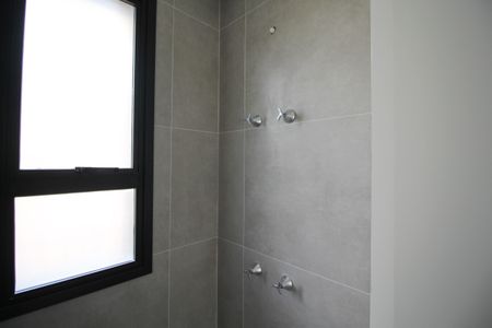 Apartamento à venda com 88m², 2 quartos e 1 vaga Apartamento à venda com 88m², 2 quartos e 1 vagaBanheiro da Suíte 1