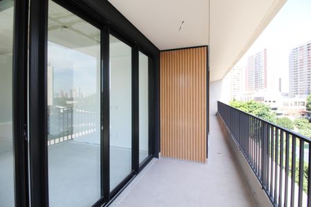 Apartamento à venda com 88m², 2 quartos e 1 vaga Apartamento à venda com 88m², 2 quartos e 1 vagaVaranda