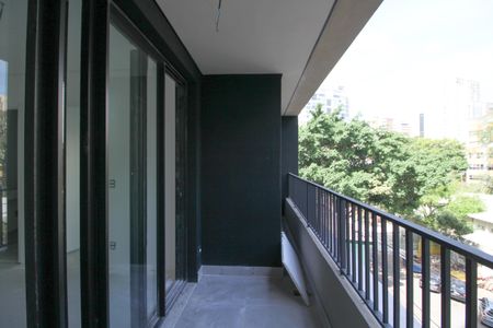 Apartamento à venda com 38m², 1 quarto e sem vagaVaranda