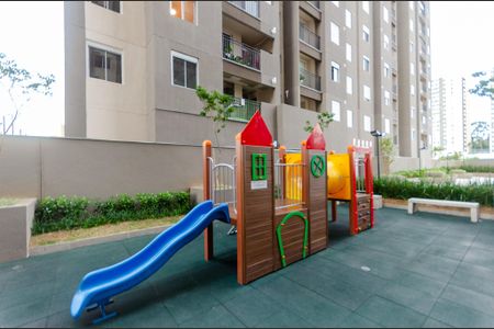 Apartamento à venda com 35m², 2 quartos e sem vagaÁrea comum - Playground