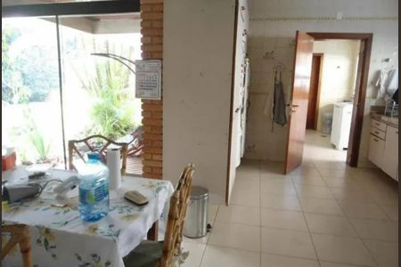 Casa à venda com 400m², 4 quartos e 2 vagasFoto 25