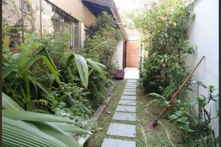 Casa à venda com 400m², 4 quartos e 2 vagasFoto 06