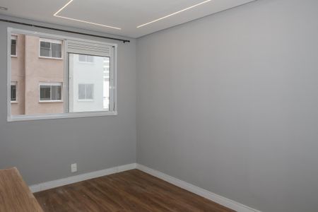 Sala de apartamento para alugar com 2 quartos, 33m² em Parque Industrial Tomas Edson, São Paulo