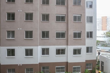 Vista do Quarto 2 de apartamento para alugar com 2 quartos, 33m² em Parque Industrial Tomas Edson, São Paulo