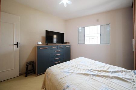 Casa à venda com 140m², 2 quartos e 4 vagasQuarto 2