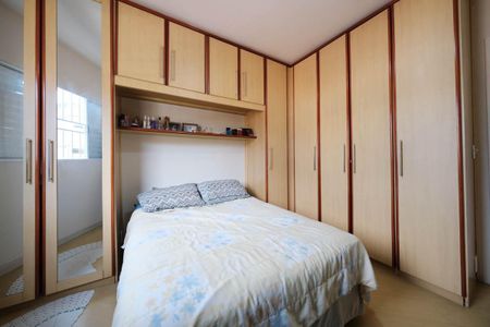 Casa à venda com 140m², 2 quartos e 4 vagasQuarto 2