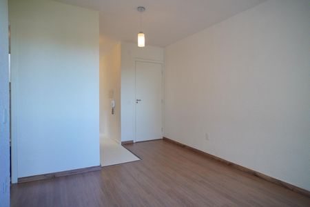 Sala de apartamento à venda com 2 quartos, 41m² em Rubem Berta, Porto Alegre