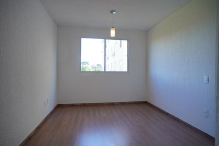 Sala  de apartamento à venda com 2 quartos, 41m² em Rubem Berta, Porto Alegre
