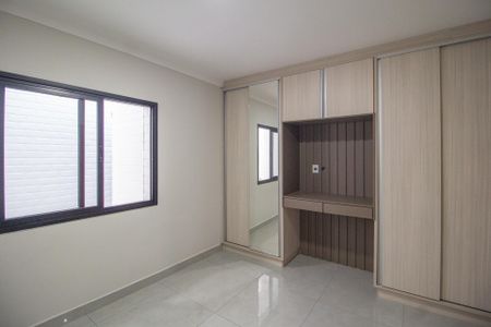 Quarto 1 de casa para alugar com 3 quartos, 180m² em Remédios, Osasco