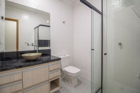 Casa para alugar com 180m², 3 quartos e 1 vagaBanheiro