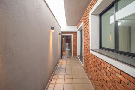 Casa para alugar com 180m², 3 quartos e 1 vagaCorredor externo