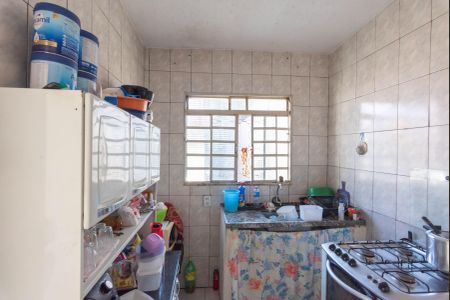 Casa à venda com 100m², 2 quartos e 1 vagaCasa 2- Cozinha