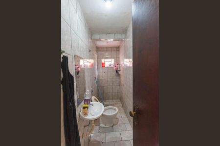 Casa à venda com 100m², 2 quartos e 1 vagaCasa 2- Banheiro