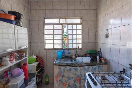 Casa à venda com 100m², 2 quartos e 1 vagaCasa 2- Cozinha