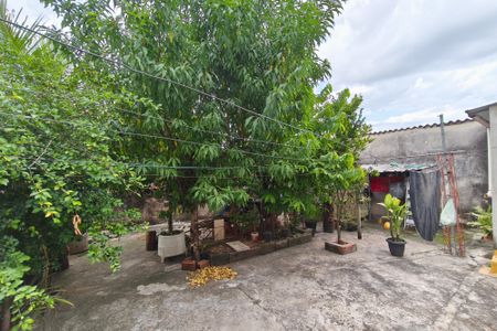 Casa à venda com 100m², 3 quartos e 3 vagasQuintal
